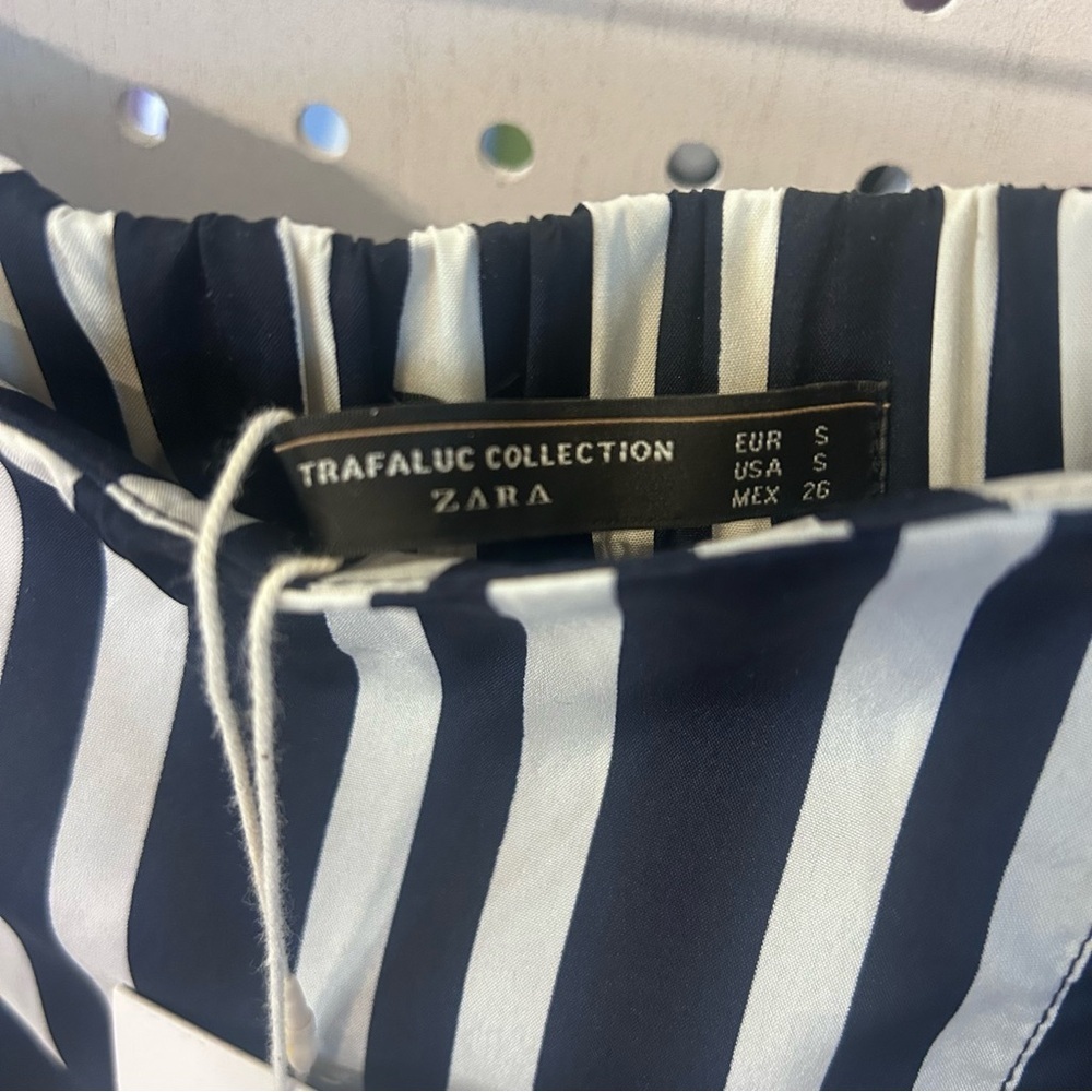 Zara Navy and White Striped Pants - Picture 4 of 14